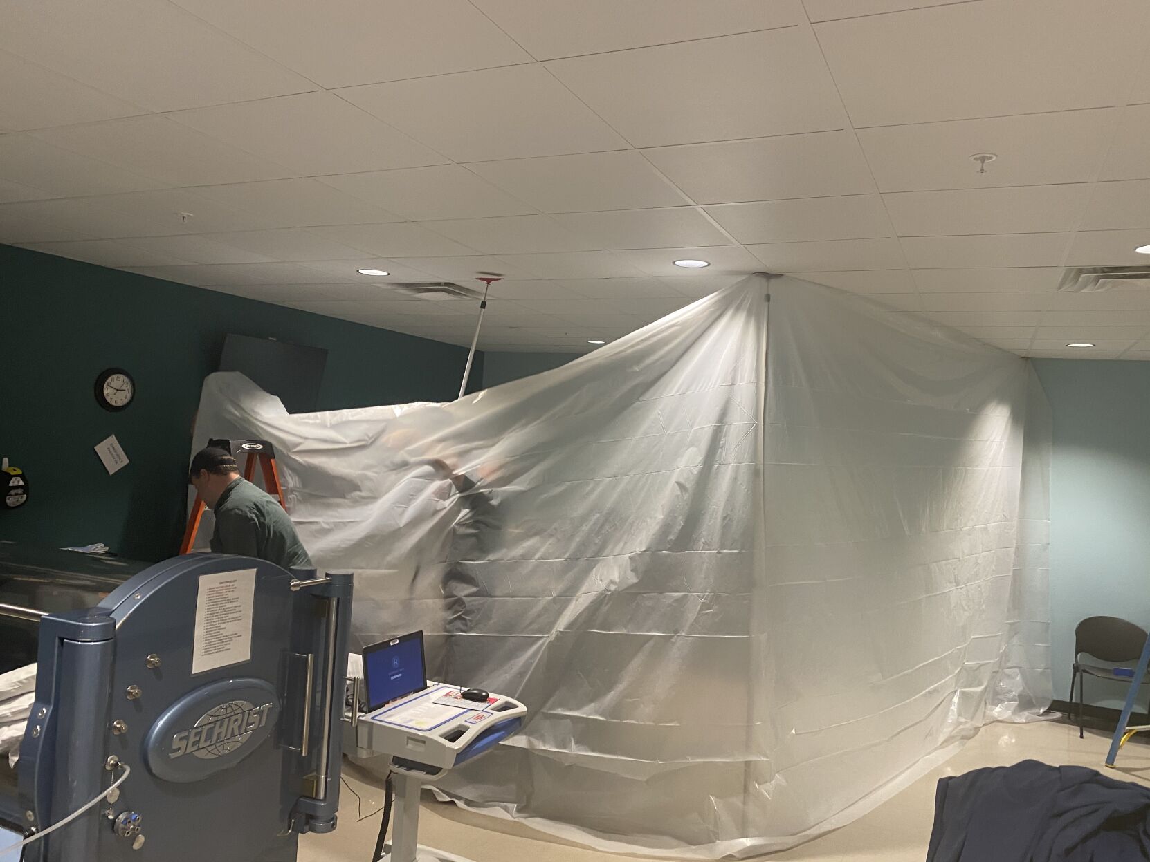 hyperbaric oxygen therapy